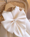 Little Girl Dress in White with Fyonka and Pearl | فستان اطفال راقي للحفلات