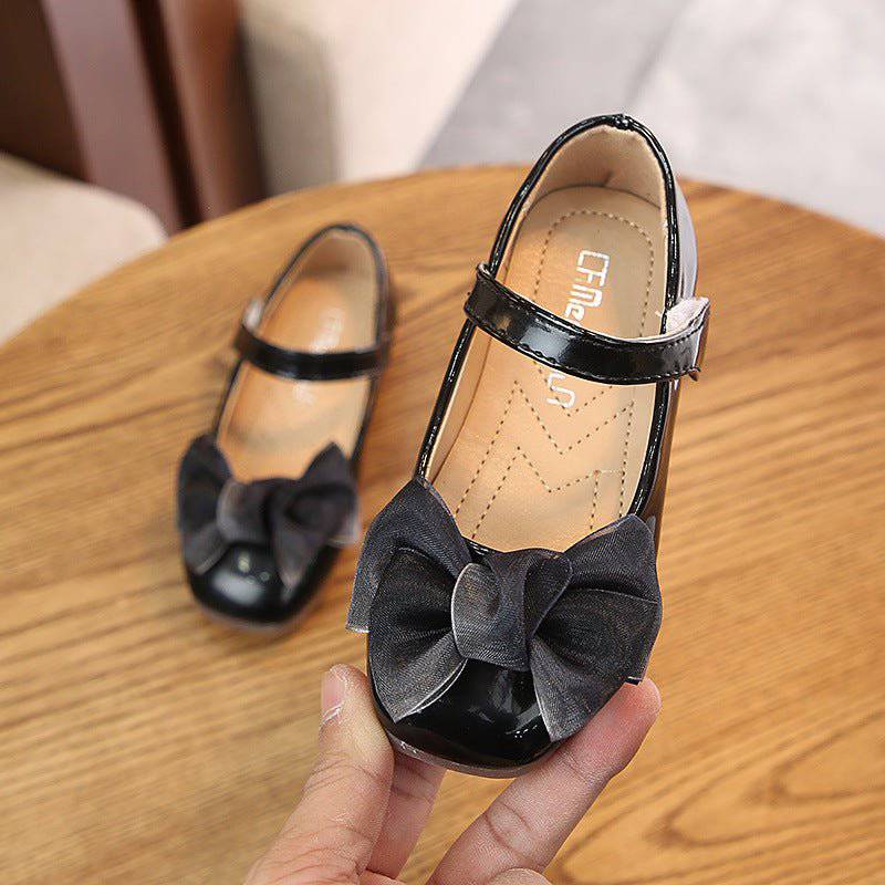 Korean girl Glossy leather shoes | Little Bedouin Korean girl Glossy leather shoes | Little Bedouin